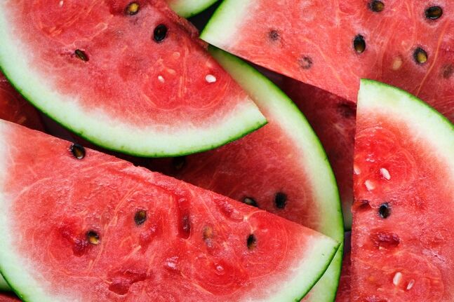 شرائح البطيخ